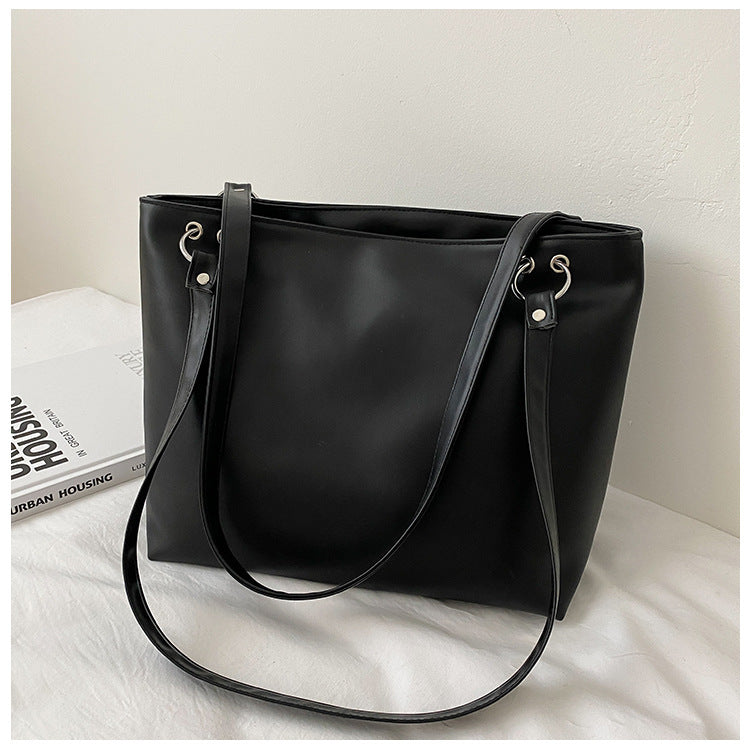 Minimalist PU Leather Shoulder Tote – Soft & Spacious Everyday Bag