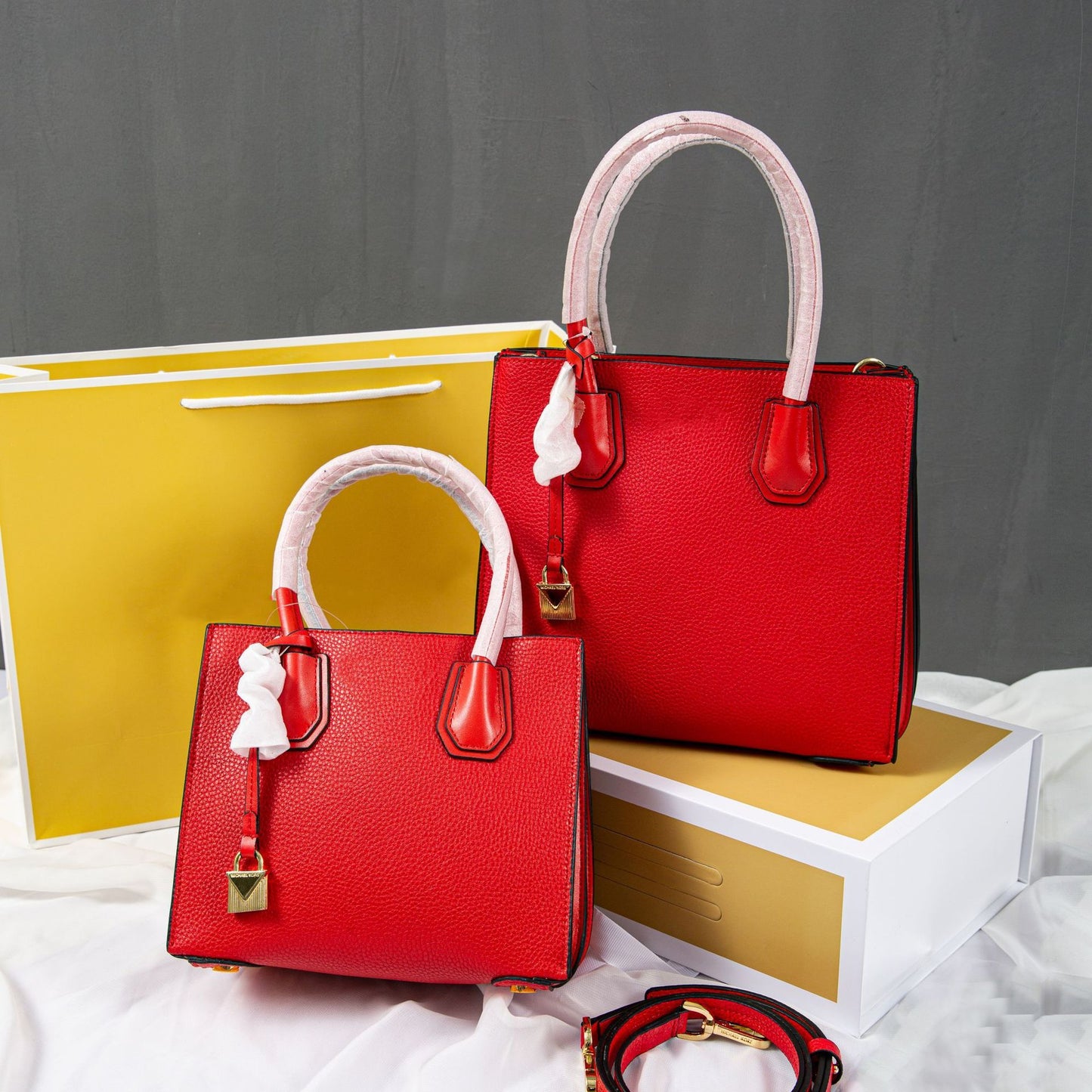 Elegant Litchi Grain Cowhide Handbag – Small & Medium Luxury Edition