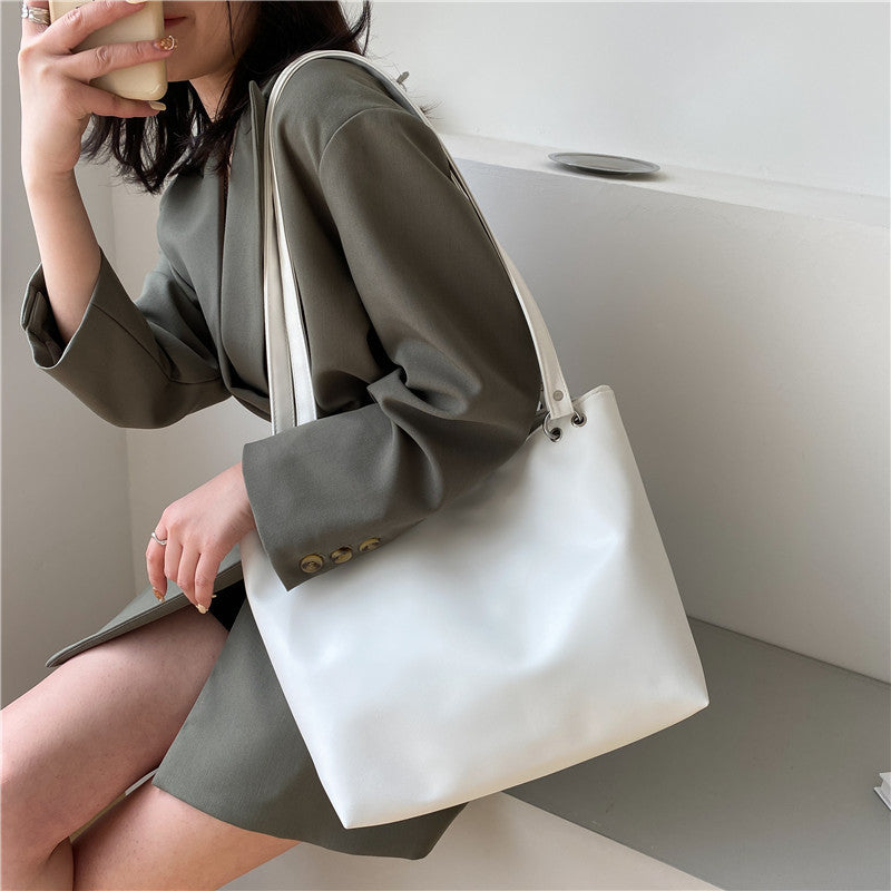 Minimalist PU Leather Shoulder Tote – Soft & Spacious Everyday Bag